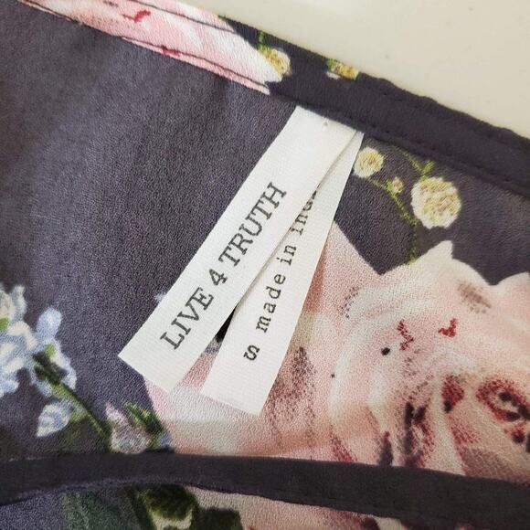 Live 4 Truth Floral Blouse Womens Size S Dark Gray Pink V Neck Cap Sleeve - Picture 8 of 11